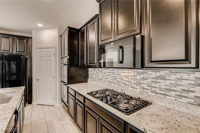 3188 Fern Nook Avenue, Henderson, NV 89052