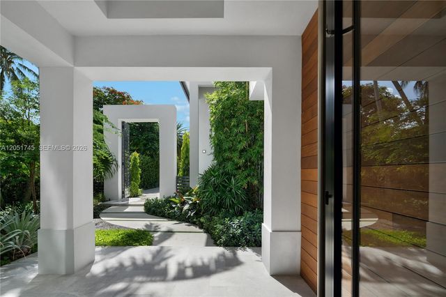 4442 Prairie Avenue, Miami Beach, FL 33140