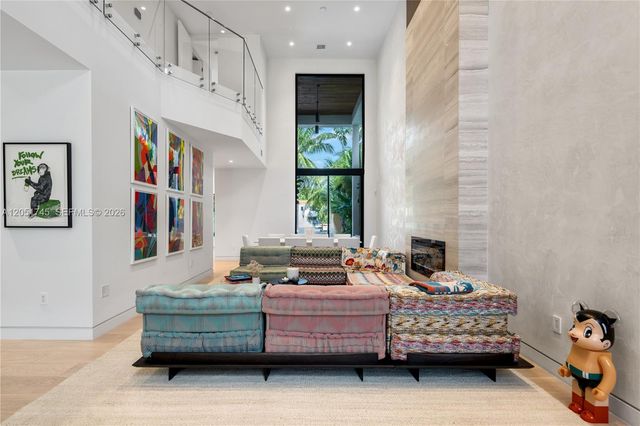 4442 Prairie Avenue, Miami Beach, FL 33140