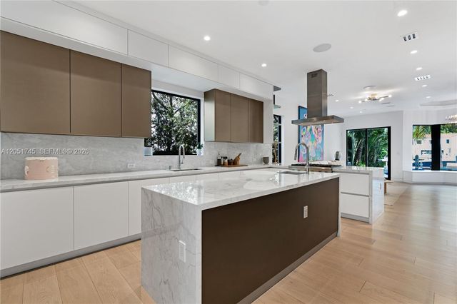 4442 Prairie Avenue, Miami Beach, FL 33140