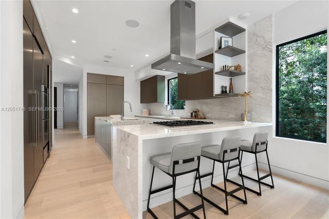 4442 Prairie Avenue, Miami Beach, FL 33140
