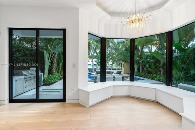 4442 Prairie Avenue, Miami Beach, FL 33140