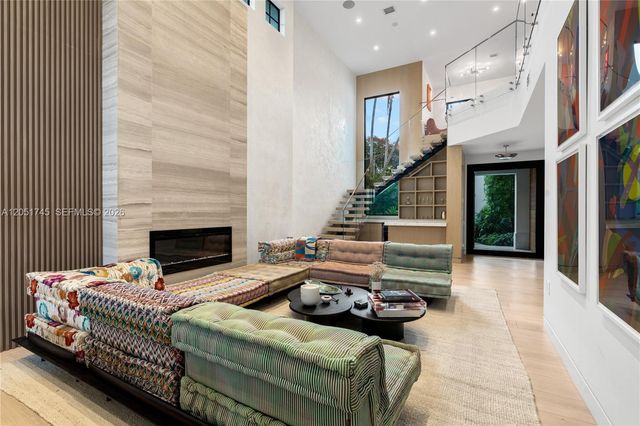 4442 Prairie Avenue, Miami Beach, FL 33140
