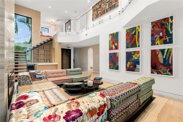 4442 Prairie Avenue, Miami Beach, FL 33140