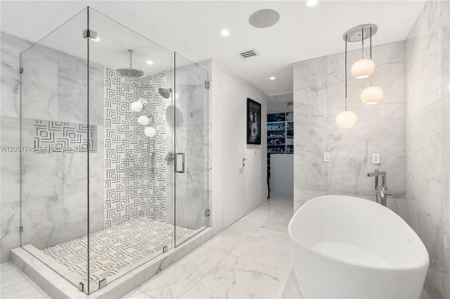 4442 Prairie Avenue, Miami Beach, FL 33140