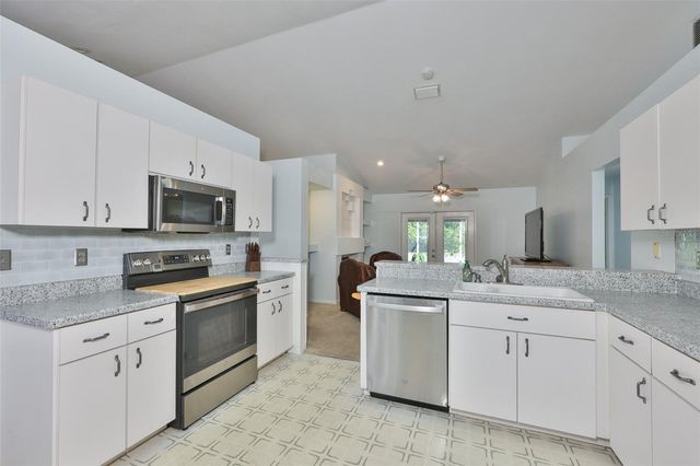 3349 SILVERMOON DRIVE, Plant City, FL 33566