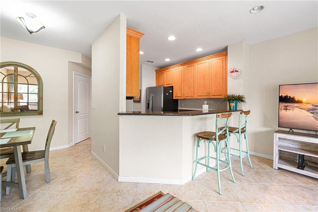 1373 Weeping Willow CT, Cape Coral, FL 33909