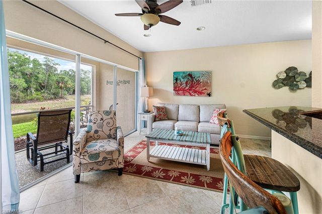 1373 Weeping Willow CT, Cape Coral, FL 33909