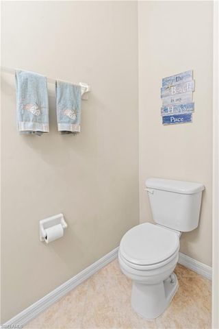 1373 Weeping Willow CT, Cape Coral, FL 33909