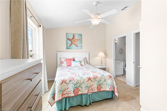 1373 Weeping Willow CT, Cape Coral, FL 33909