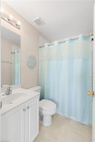 1373 Weeping Willow CT, Cape Coral, FL 33909