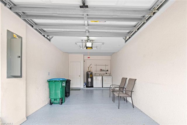 1373 Weeping Willow CT, Cape Coral, FL 33909