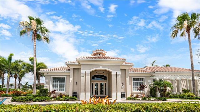 1373 Weeping Willow CT, Cape Coral, FL 33909