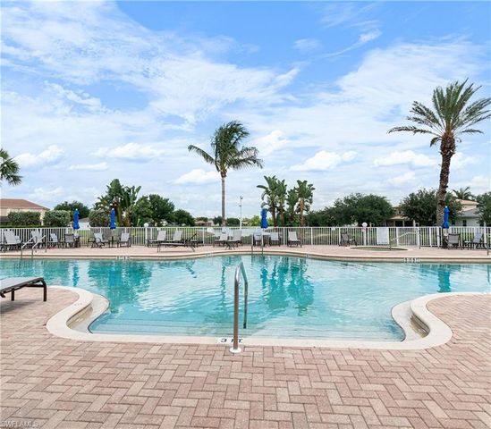 1373 Weeping Willow CT, Cape Coral, FL 33909