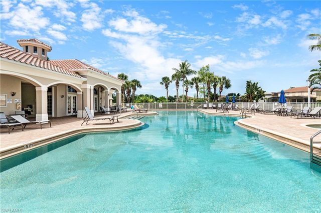 1373 Weeping Willow CT, Cape Coral, FL 33909