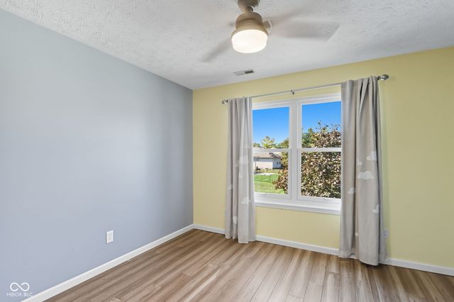 7975 Meadow Bend Circle, Indianapolis, IN 46259