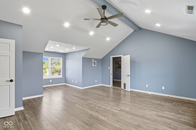 7975 Meadow Bend Circle, Indianapolis, IN 46259