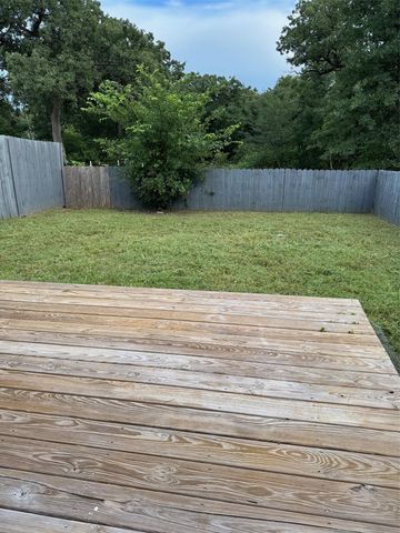 142 A VOSS PKWY A, Cedar Creek, TX 78612