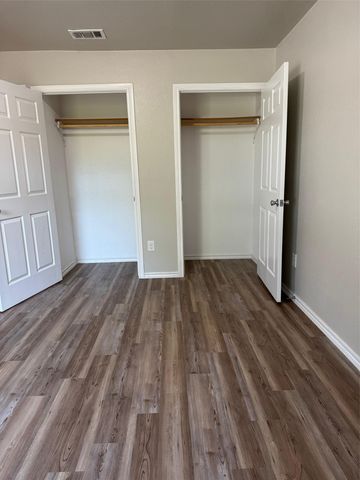142 A VOSS PKWY A, Cedar Creek, TX 78612