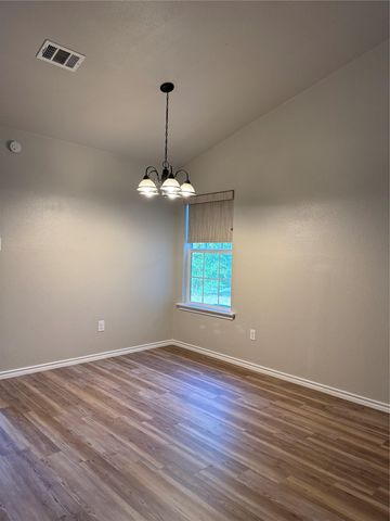 142 A VOSS PKWY A, Cedar Creek, TX 78612