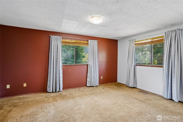 7503 John Dower Road W, Lakewood, WA 98499