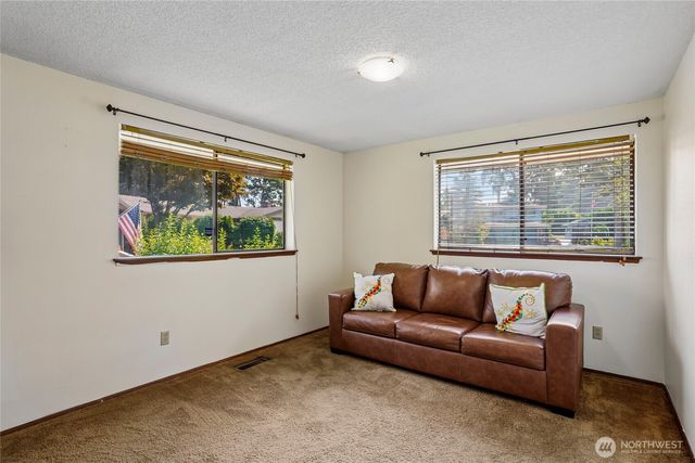 7503 John Dower Road W, Lakewood, WA 98499