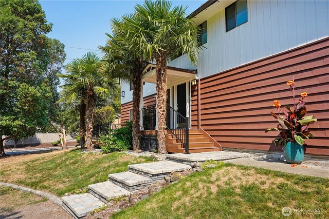 7503 John Dower Road W, Lakewood, WA 98499