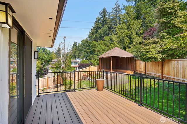 7503 John Dower Road W, Lakewood, WA 98499