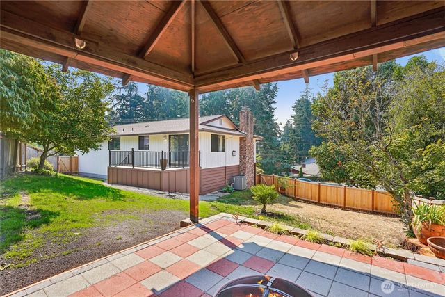 7503 John Dower Road W, Lakewood, WA 98499