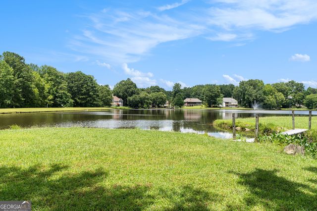 435 Mapledale Trail, Sharpsburg, GA 30277