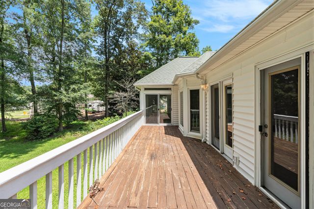 435 Mapledale Trail, Sharpsburg, GA 30277