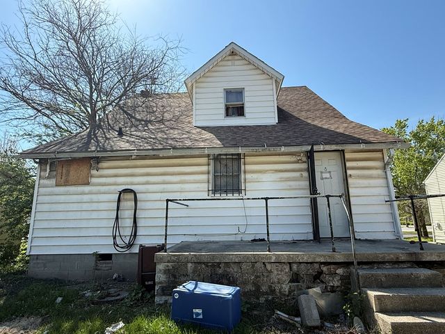 571 S Metcalf St, Lima, OH 45804