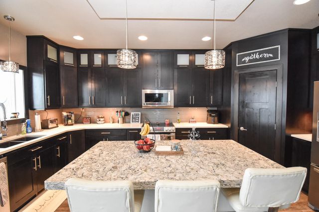 6562 56th Avenue S, Fargo, ND 58104