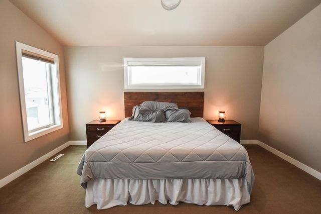 6562 56th Avenue S, Fargo, ND 58104