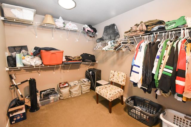 6562 56th Avenue S, Fargo, ND 58104