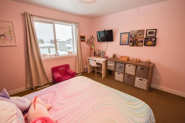 6562 56th Avenue S, Fargo, ND 58104