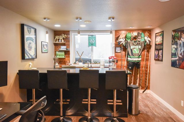 6562 56th Avenue S, Fargo, ND 58104