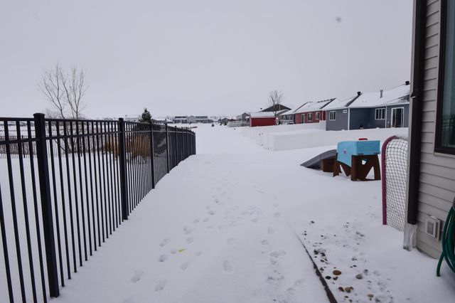 6562 56th Avenue S, Fargo, ND 58104