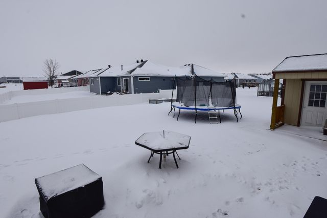 6562 56th Avenue S, Fargo, ND 58104