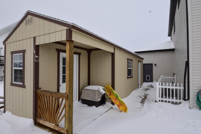 6562 56th Avenue S, Fargo, ND 58104