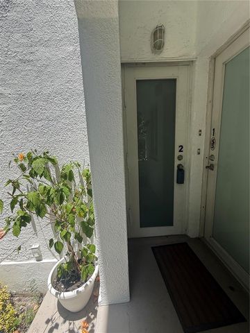 912 Euclid Avenue, Miami Beach, FL 33139