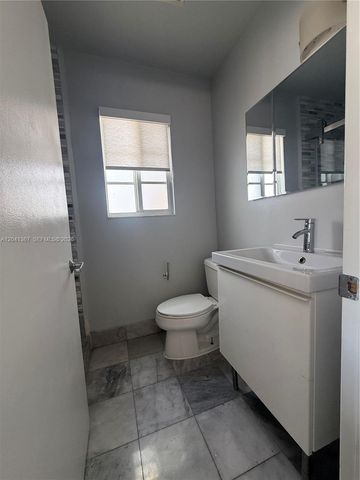 912 Euclid Avenue, Miami Beach, FL 33139