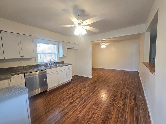 2125 Christner Street, Burton, MI 48519