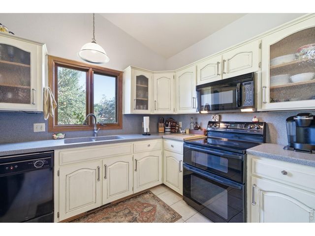 4601 N Sunshine Ct, Loveland, CO 80537