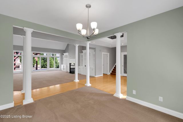 7005 Quarry Dr, Crestwood, KY 40014