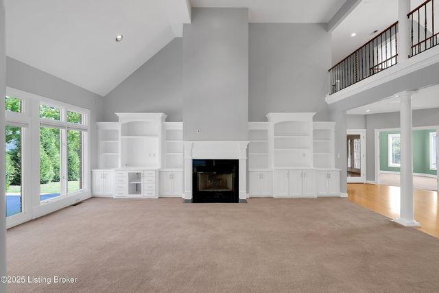 7005 Quarry Dr, Crestwood, KY 40014