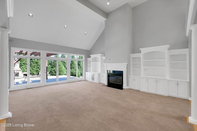 7005 Quarry Dr, Crestwood, KY 40014