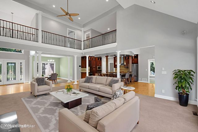 7005 Quarry Dr, Crestwood, KY 40014