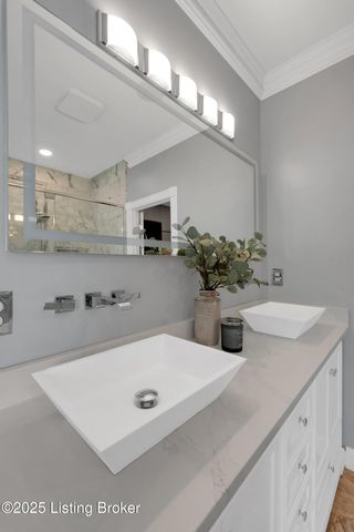 7005 Quarry Dr, Crestwood, KY 40014