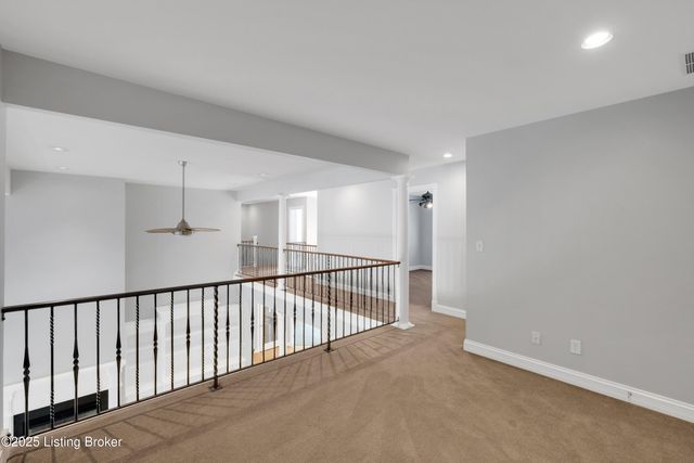 7005 Quarry Dr, Crestwood, KY 40014